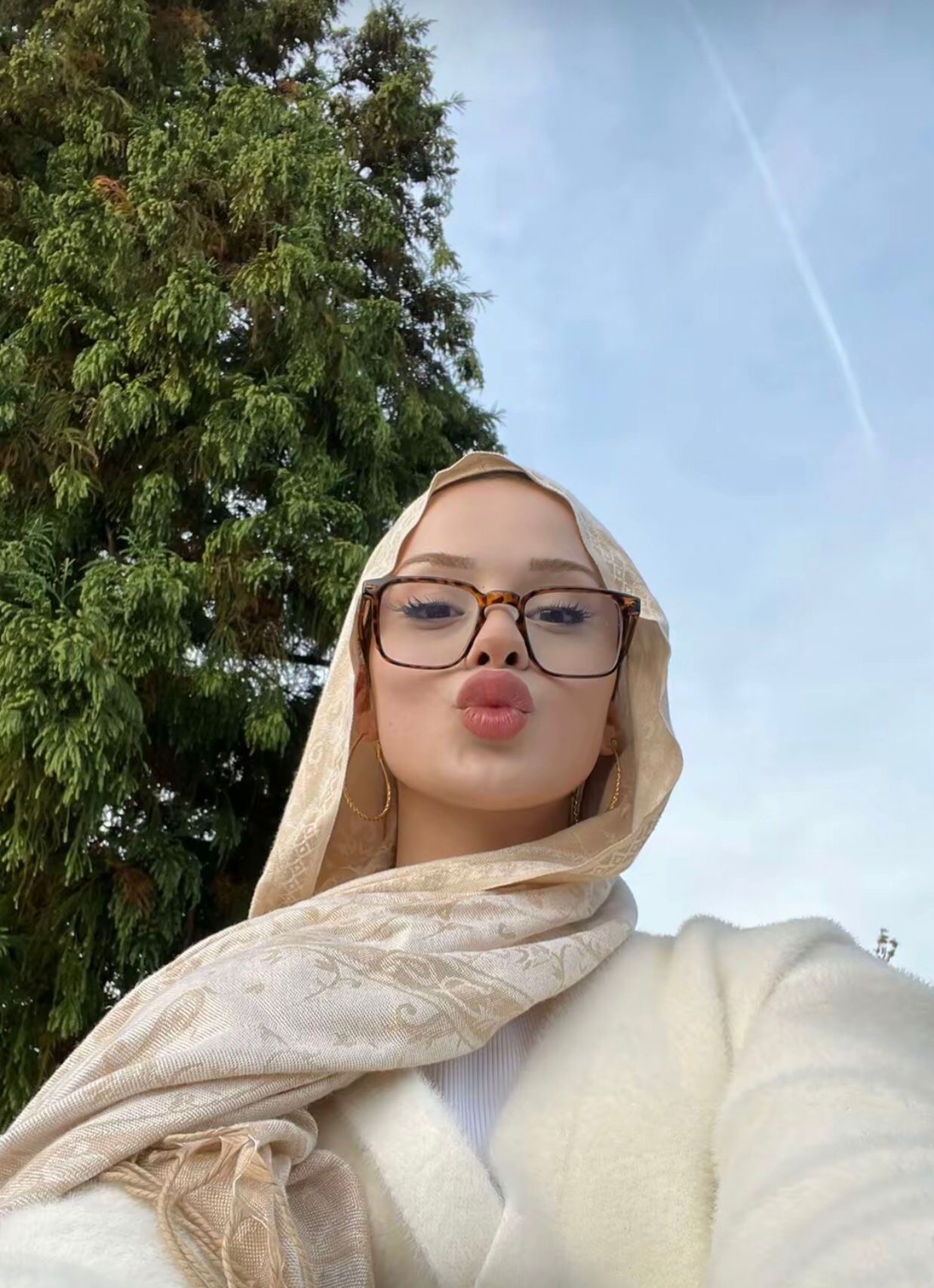 Kurtini Hayalperest Bayan Escort Belma