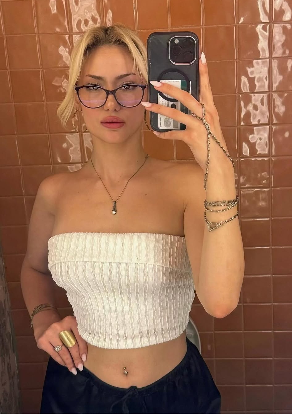 Kaşıçalık Sadık Bir Sevgili Escort Alvira
