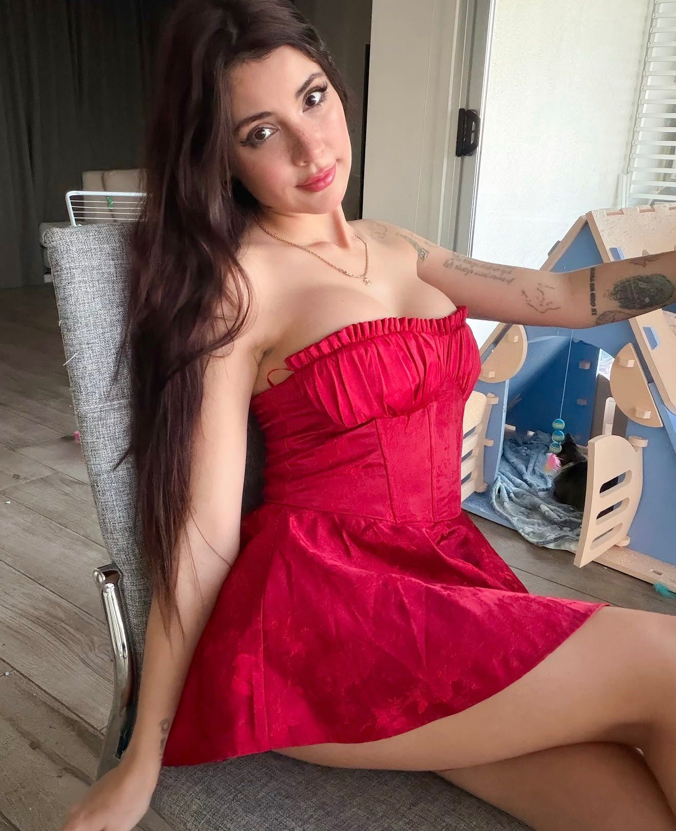 Ahırlı Güzel ve Enerjik Kadın Escort Merve