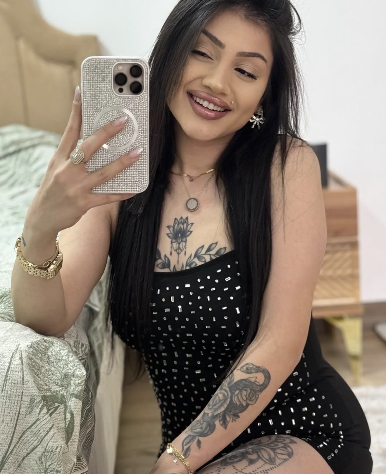 Kale Büyük Memeli Escort Ayben